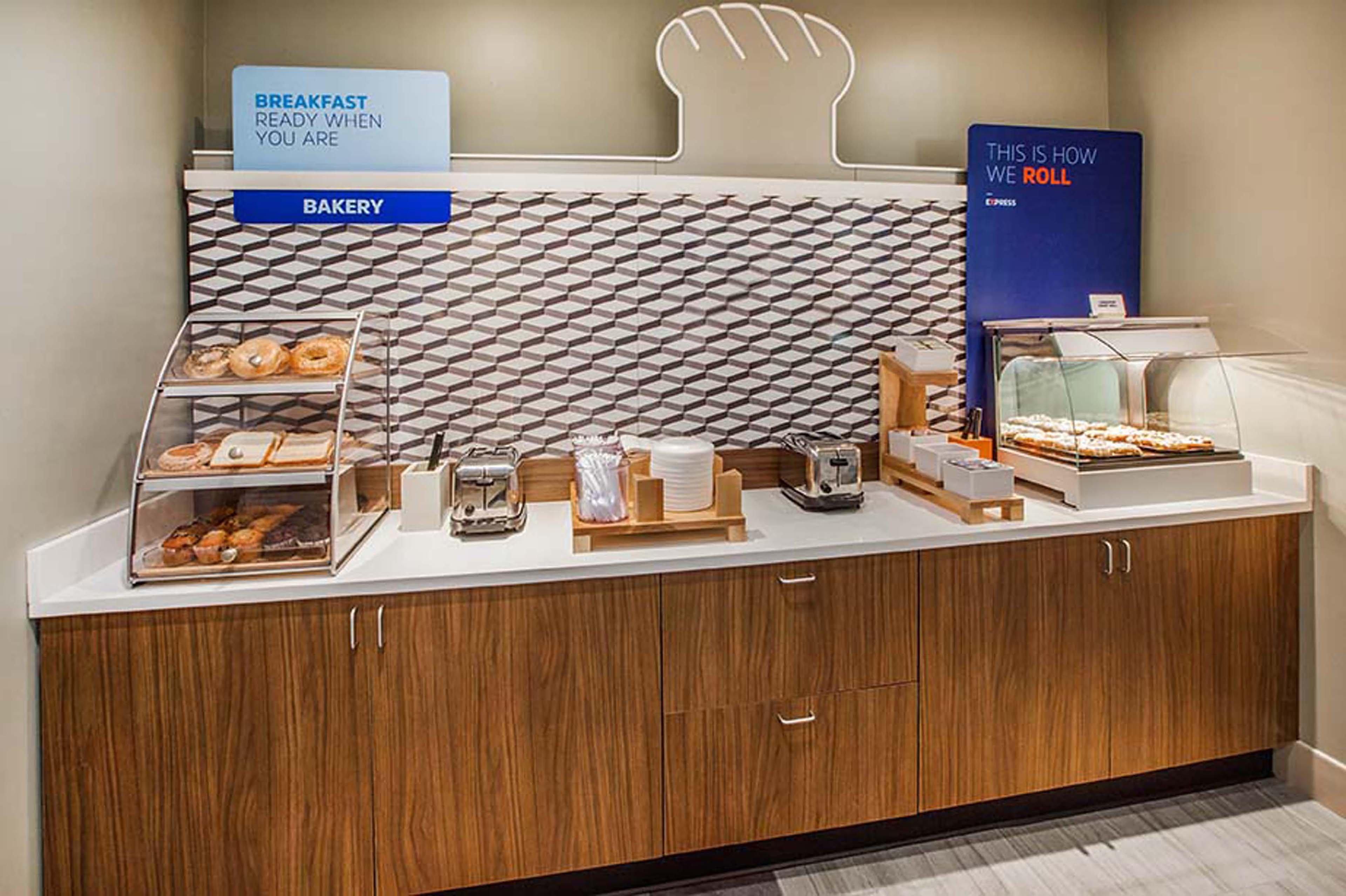 Holiday Inn Express & Suites Midland South I-20 By Ihg Exteriér fotografie