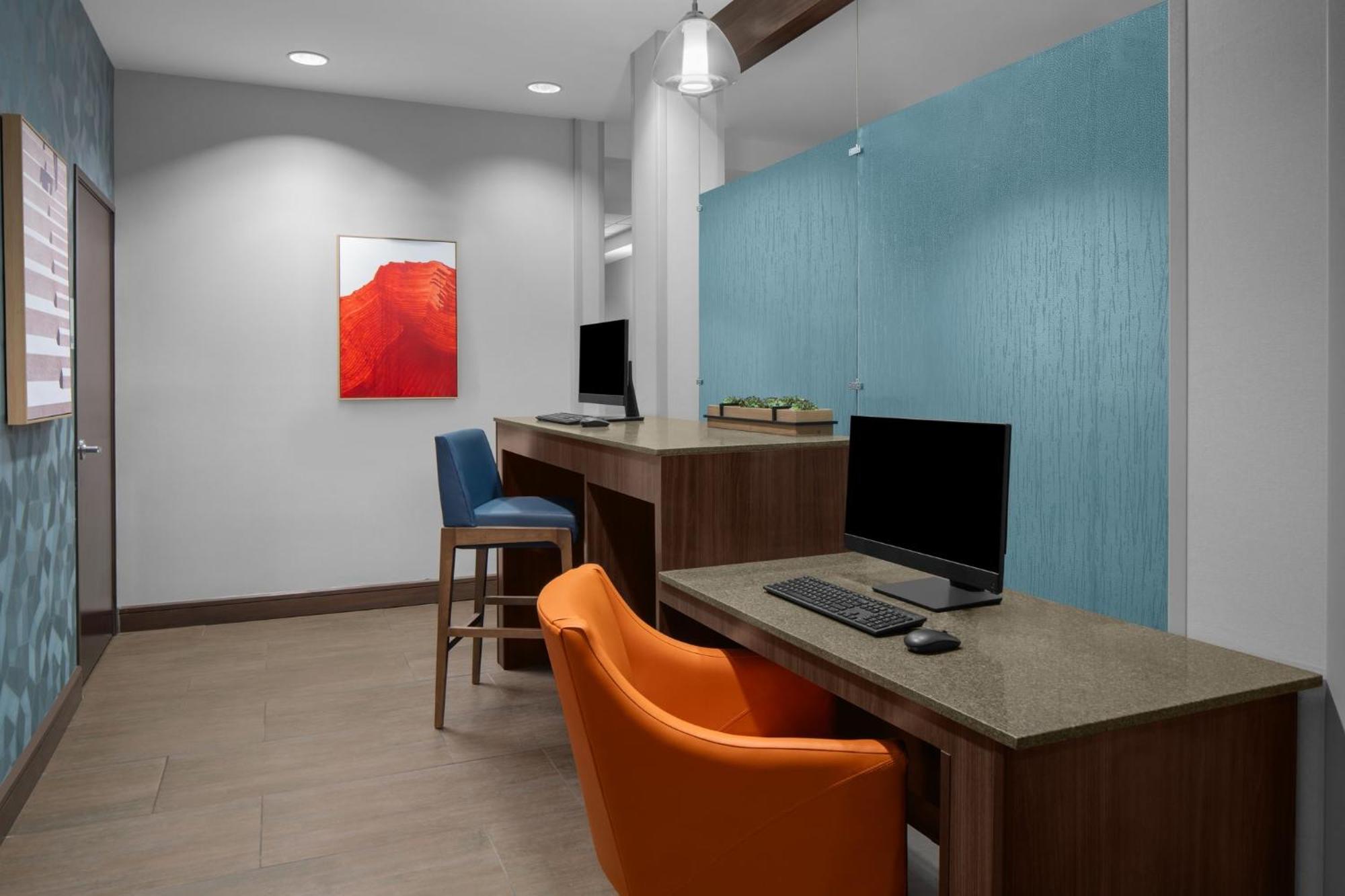 Holiday Inn Express & Suites Midland South I-20 By Ihg Exteriér fotografie